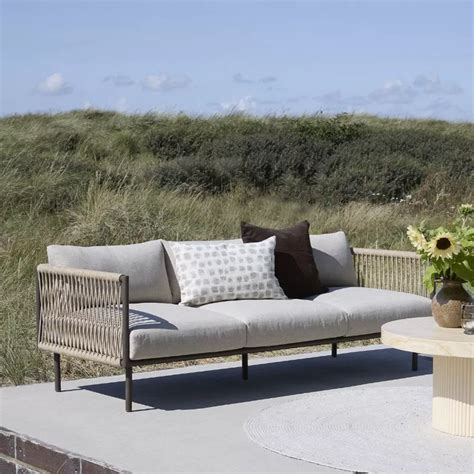 trädgårdsmöbler på globus